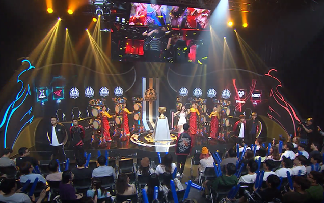 混合动力系 混合动力系